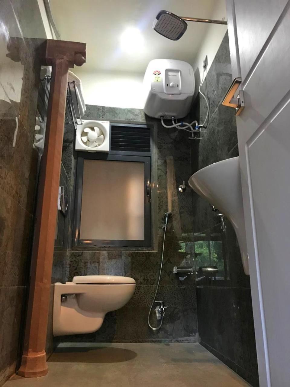 Via Varanasi-A Boutique Hotel المظهر الخارجي الصورة